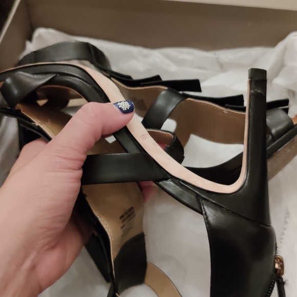 BCBGMAXAZRIA Leigh Fringe Dress Sandal Sz 6.5 - Picture 12 of 15